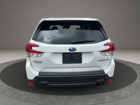 Used 2020 Subaru Forester Premium AWD/4WD image 4