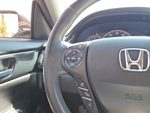 Used 2013 Honda Accord Sport image 33
