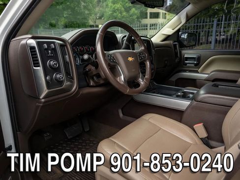 Used 2018 Chevrolet Silverado 1500 LTZ Z71 w/ LTZ Plus Package AWD/4WD image 10