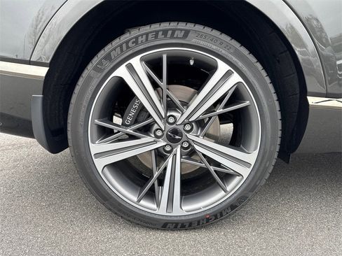 New 2026 Genesis GV80 3.5T e-SC image 17