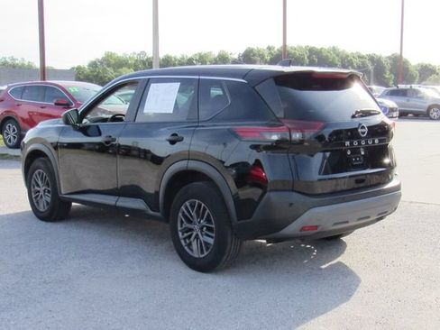 Used 2023 Nissan Rogue S AWD/4WD image 6