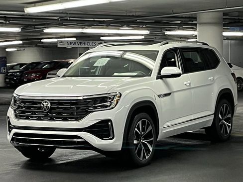 New 2026 Volkswagen Atlas SEL Premium R-Line AWD/4WD image 3