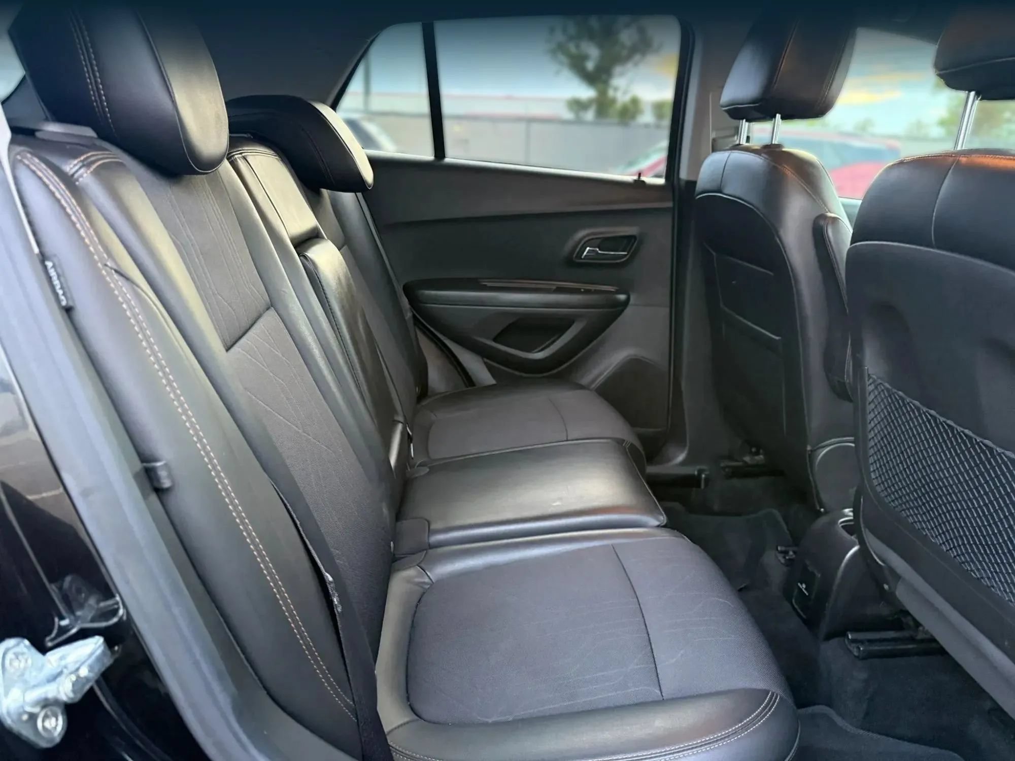 Used 2021 Chevrolet Trax LT FWD image 20