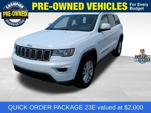 Used 2017 Jeep Grand Cherokee Laredo w/ Quick Order Package 23E AWD/4WD image 1