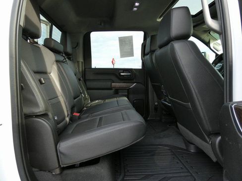 New 2023 GMC Sierra 3500 Denali w/ Denali Ultimate Package AWD/4WD image 19