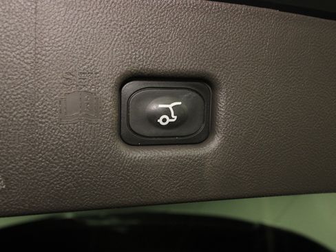 Used 2022 Lincoln Nautilus Reserve AWD/4WD image 14