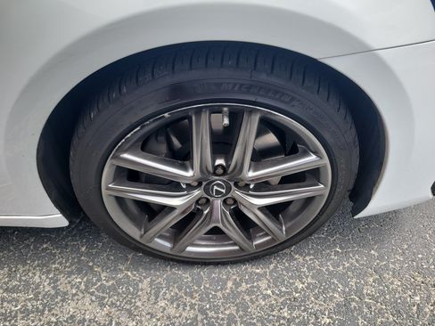 Used 2020 Lexus IS 300 F Sport w/ F Sport Package RWD image 9
