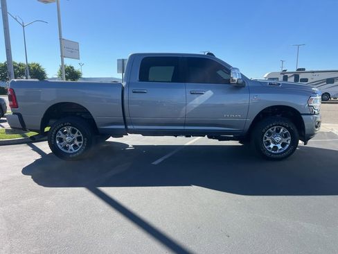 Used 2024 RAM 2500 Laramie AWD/4WD image 9