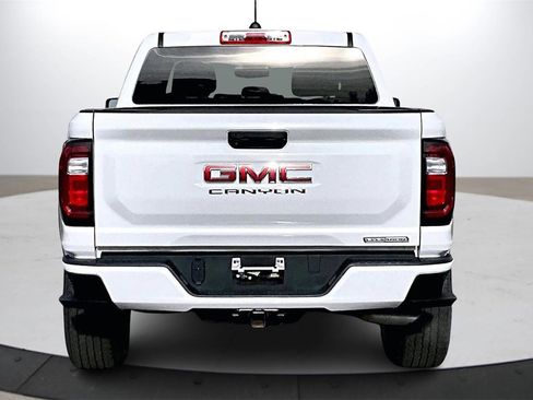 Used 2024 GMC Canyon Elevation w/ Trailering Package image 8