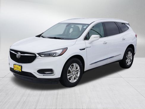 Used 2019 Buick Enclave Essence image 3