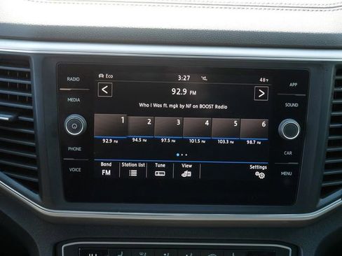 Used 2019 Volkswagen Atlas SE w/ Towing Package image 34