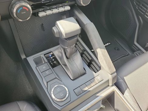 New 2026 Toyota Tacoma SR5 RWD image 18