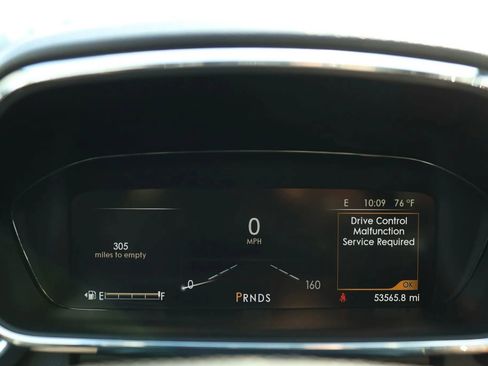 Used 2019 Lincoln Continental Select w/ Continental Climate Package image 22