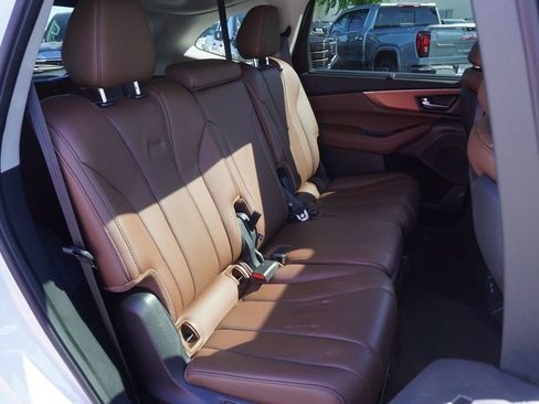 Used 2024 Acura MDX FWD w/ Technology Package image 9