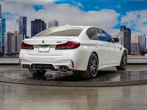 Certified 2023 BMW M5 w/ Executive Package image 8