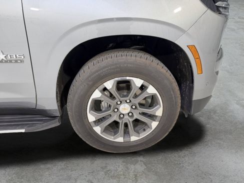 Used 2026 Chevrolet Tahoe LT w/ Comfort Package RWD image 14