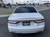 Used 2017 Lincoln Continental Select w/ Climate Package image 4