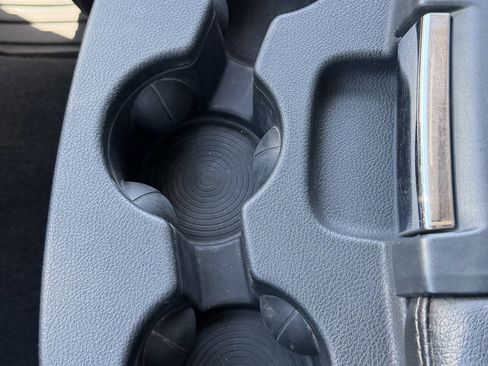 Used 2014 RAM 1500 Laramie RWD image 44