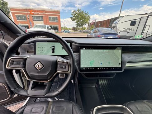 Used 2022 Rivian R1T Adventure image 13