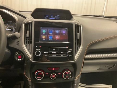 Used 2020 Subaru Crosstrek 2.0i Premium w/ Moonroof Package 2 image 21