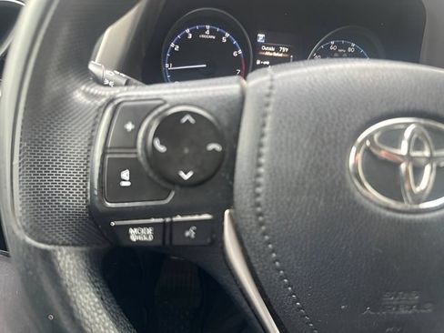 Used 2018 Toyota RAV4 LE w/ All Weather Liner Package FWD image 14