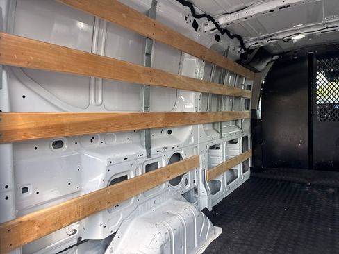 Used 2024 Ford Transit 250 Low Roof w/ Exterior Upgrade Package RWD image 12