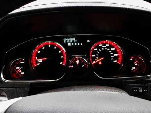 Used 2017 GMC Acadia Limited SLT AWD/4WD image 26
