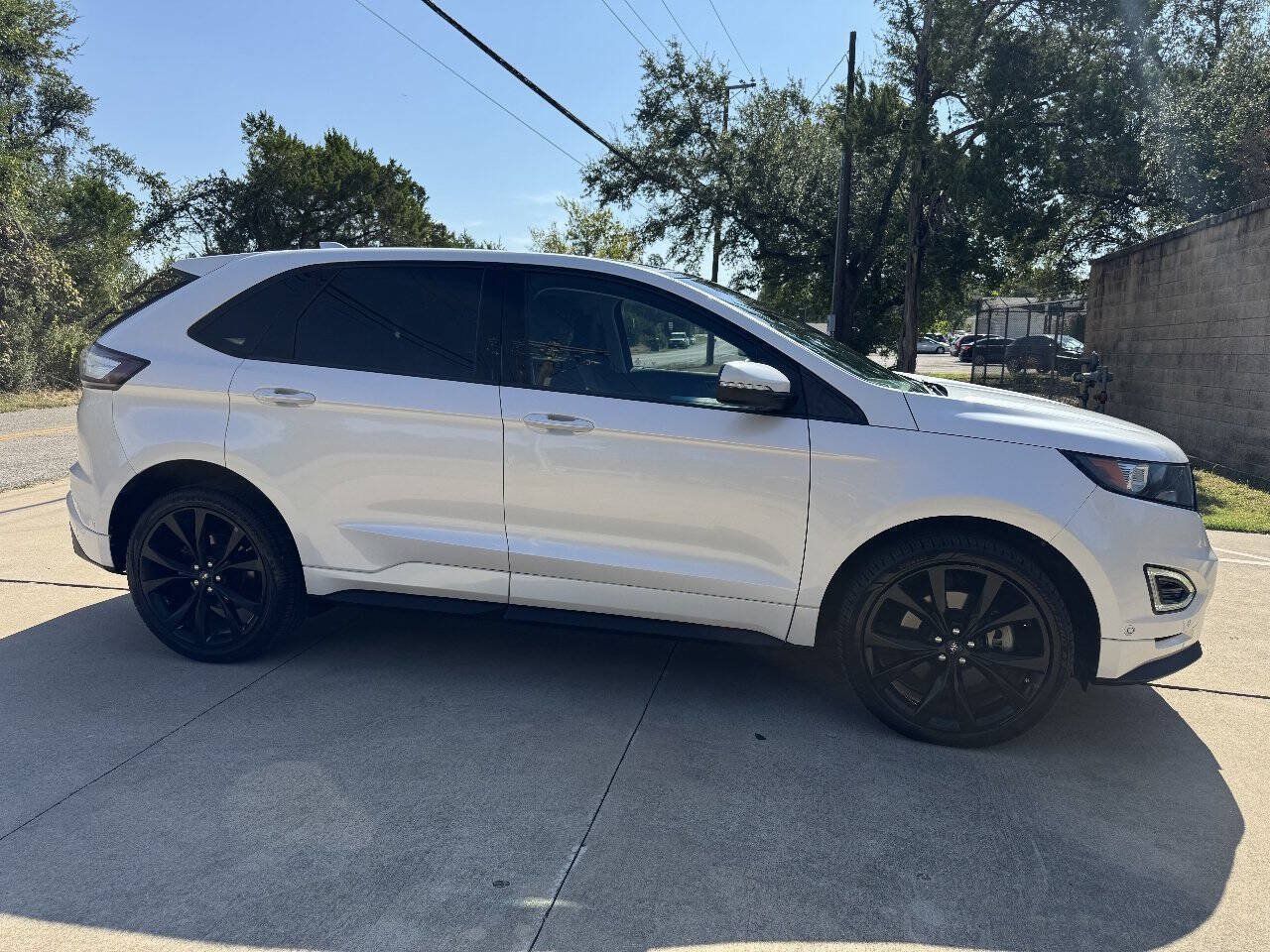 Used 2015 Ford Edge Sport w/ Equipment Group 401A AWD/4WD image 18