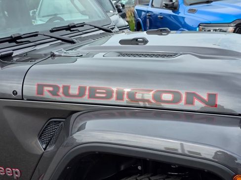 Used 2026 Jeep Gladiator Rubicon w/ Steel Power Dome Hood Package AWD/4WD image 7