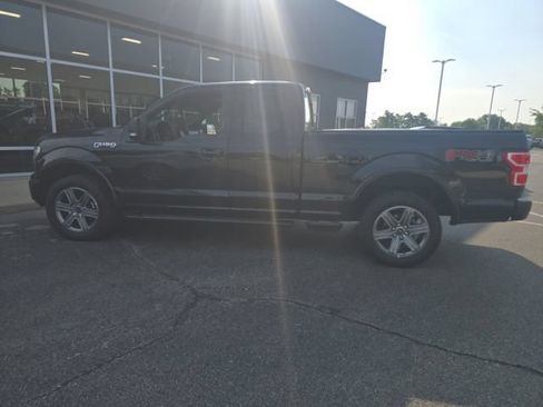 Used 2019 Ford F150 XLT w/ Equipment Group 302A Luxury AWD/4WD image 13