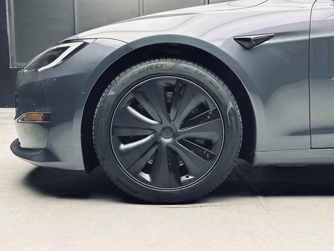 Used 2022 Tesla Model S Plaid AWD/4WD image 35