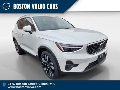 New 2025 Volvo XC40 B5 Ultra w/ Climate Package image 1