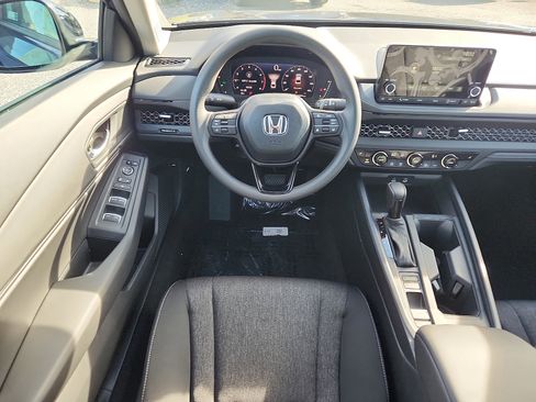 New 2025 Honda Accord SE image 7