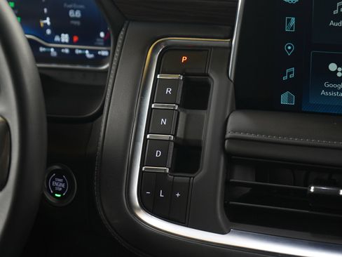 Used 2023 Chevrolet Tahoe LT image 18