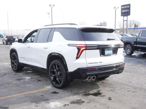 Certified 2025 Chevrolet Traverse RS w/ LPO, Floor Liner Package image 5