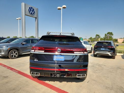 New 2026 Volkswagen Atlas Cross Sport SEL Premium R-Line image 6