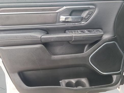 Used 2026 RAM 1500 Laramie AWD/4WD image 16