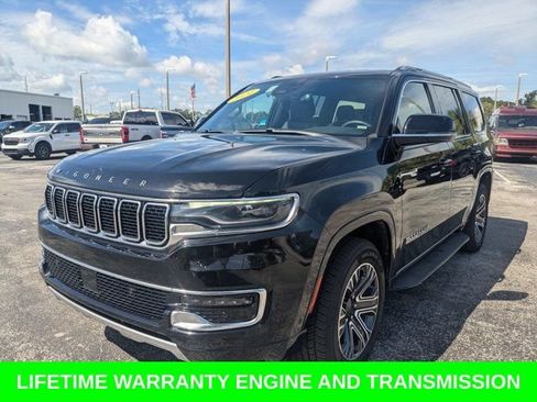 Used 2024 Jeep Wagoneer Series II w/ Flexible Seating Group RWD image 7