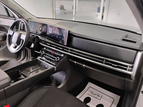 Used 2024 Hyundai Santa Fe SE image 30