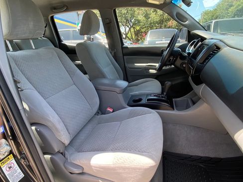 Used 2010 Toyota Tacoma PreRunner RWD image 25