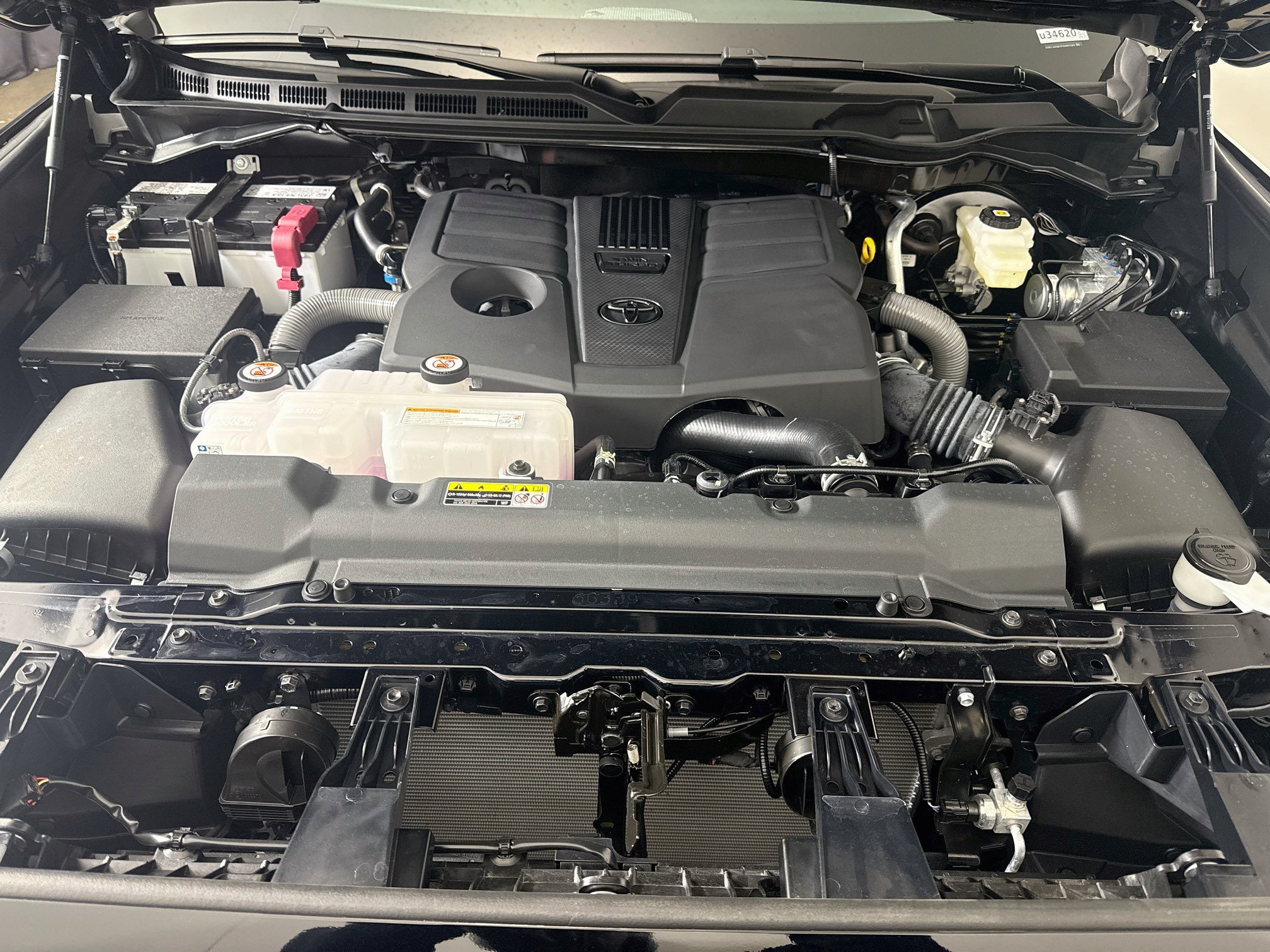 Certified 2026 Toyota Tundra SR5 w/ SR5 Premium Package AWD/4WD image 28