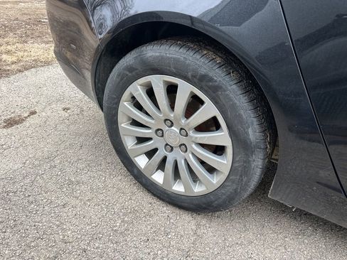 Used 2013 Buick Regal Premium image 8