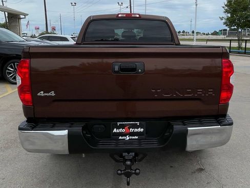 Used 2016 Toyota Tundra SR5 AWD/4WD image 10
