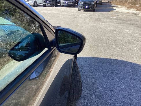 Used 2020 Ford Escape S image 25