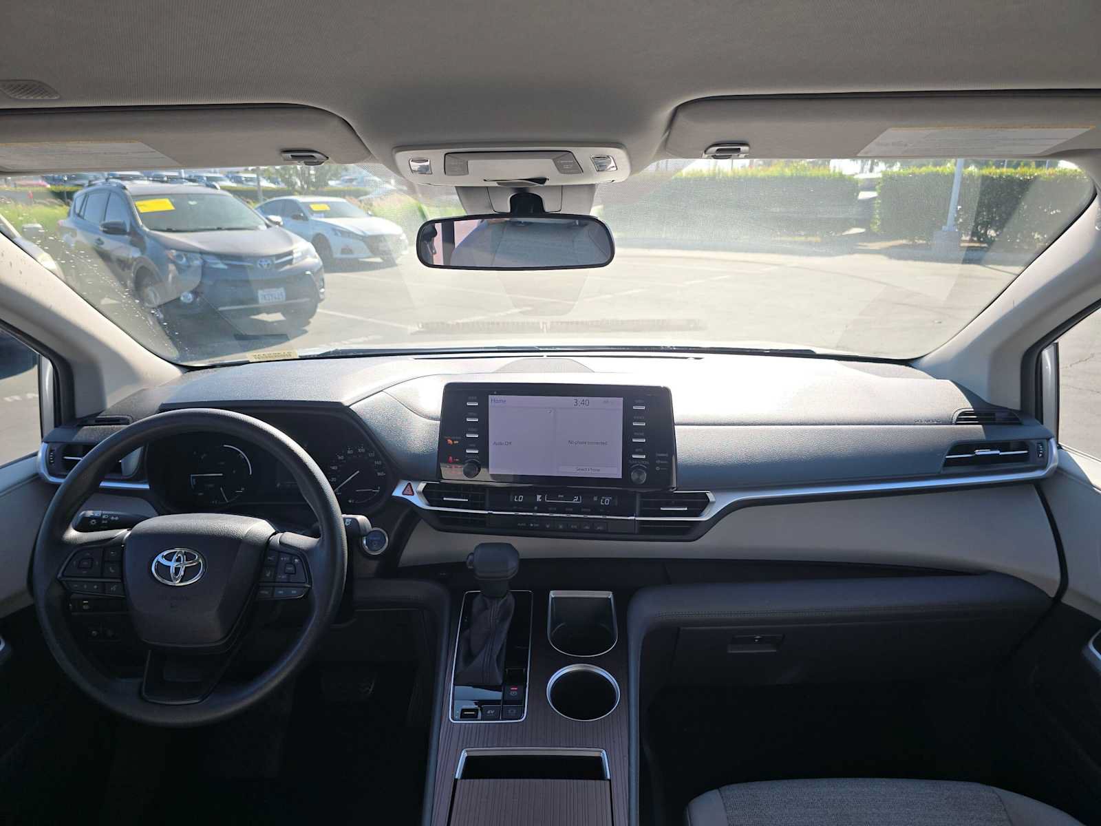 Certified 2022 Toyota Sienna LE FWD image 20