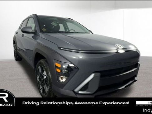 Certified 2025 Hyundai Kona SEL image 2