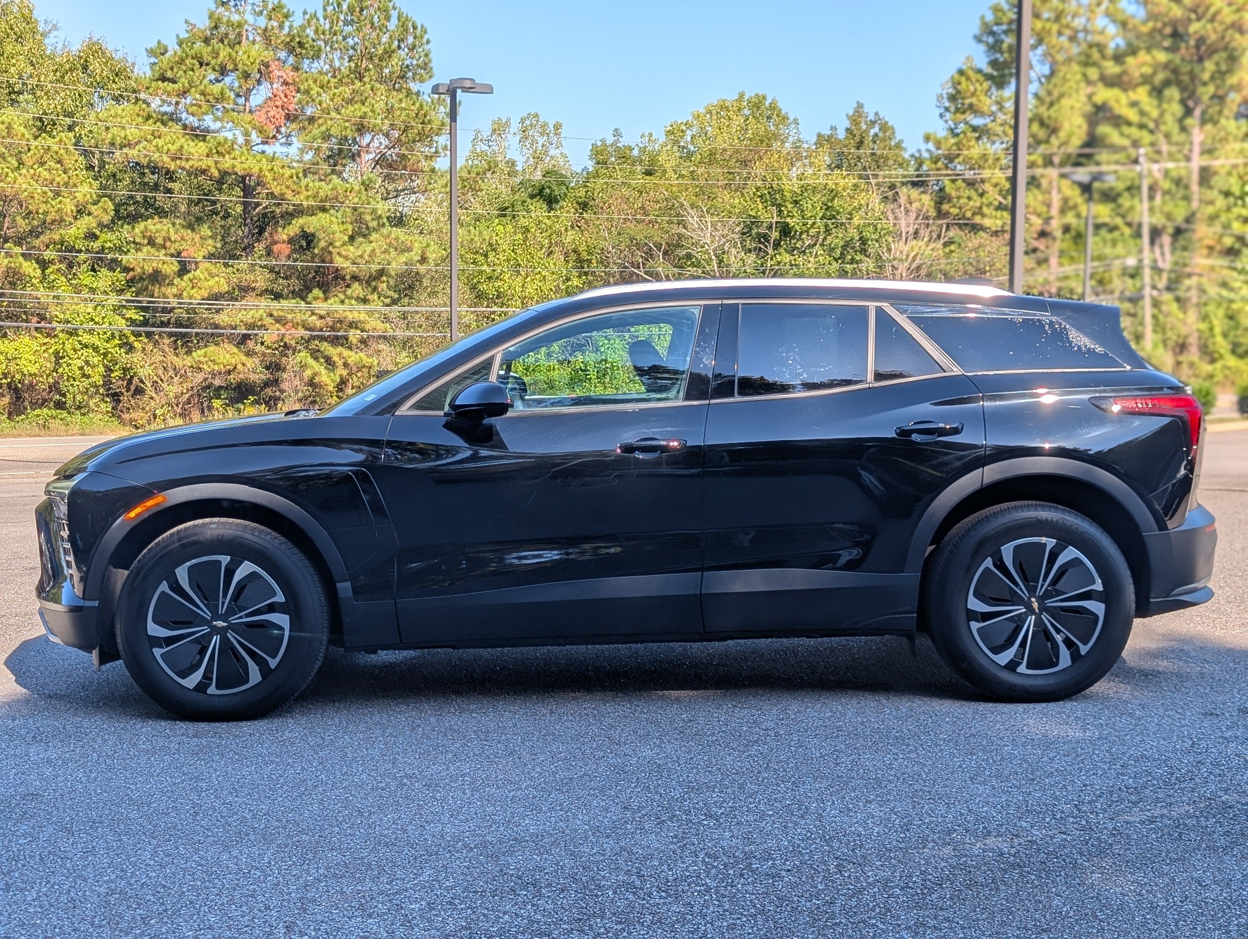 Used 2024 Chevrolet Blazer EV LT AWD/4WD image 6