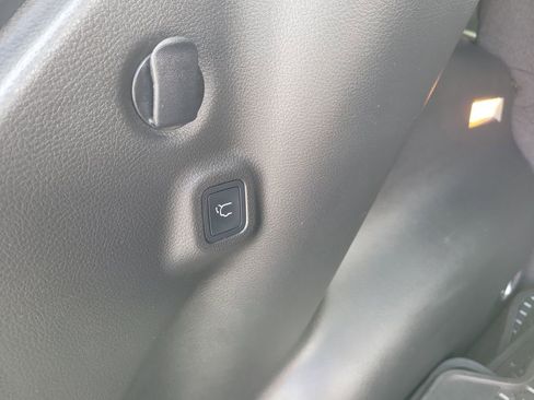 Used 2022 Jeep Compass Latitude w/ Convenience Group FWD image 22