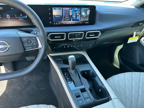 New 2026 Nissan Sentra SL w/ Floor Mat Package FWD image 24