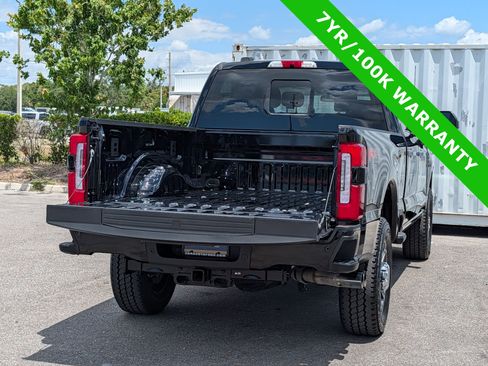 Certified 2025 Ford F250 Platinum w/ Platinum Plus Package AWD/4WD image 13